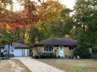 6211 Greenacre Rd, Toledo, OH 43615