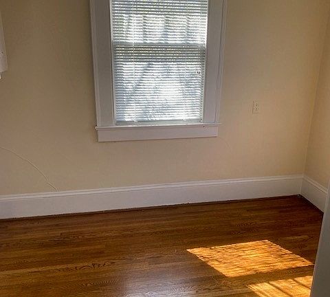 4th image of 2108 Park Rd APT 3