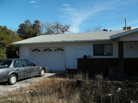 2nd image of 505 N Palo Verde St