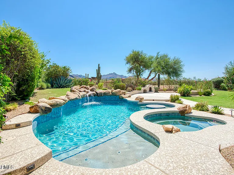 9290 E Thompson Peak Pkwy #204 — Photo 3