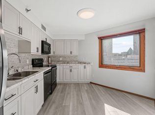 121 Washington Ave S APT 702, Minneapolis, MN 55401