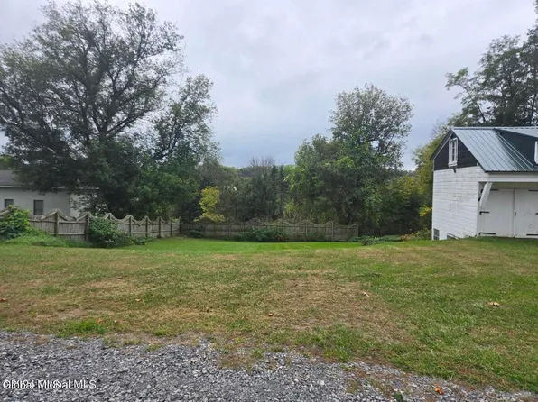 71 W Grand Street, Palatine Bridge, NY 13428