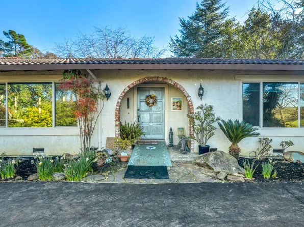 834 Carter Acres Ln, Martinez, CA 94553