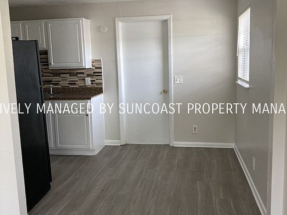 4th image of 3516 Marland St