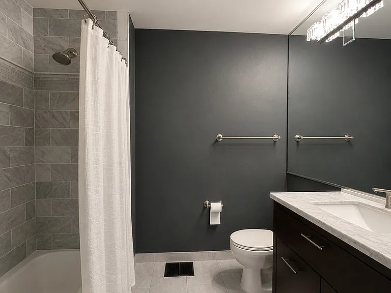 345 N La Salle Dr #4405 — Photo 5