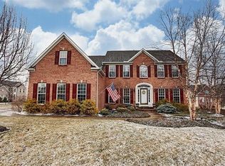 2489 Forest Oaks Dr, Dayton, OH 45431