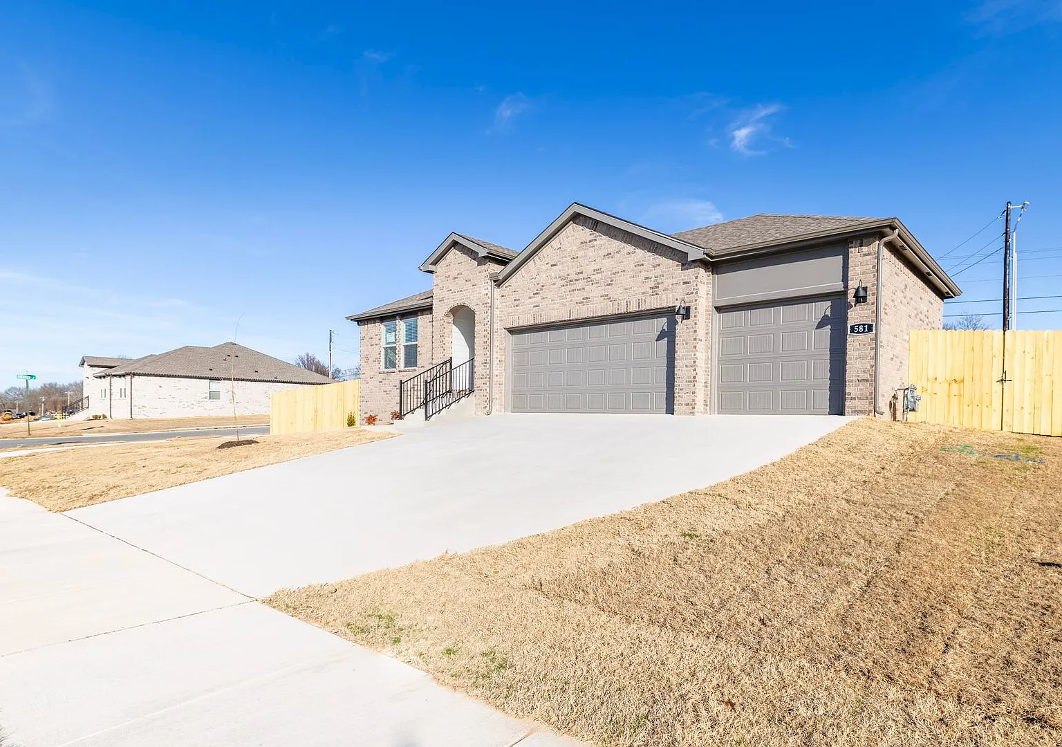 Brand New Construction (4br/2ba) - Now Leasing For Immediate Move-In — Photo 2