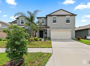 5552 Blue Azure Dr, Wimauma, FL 33598