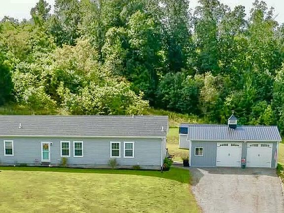 2nd image of 475 Black Run Rd