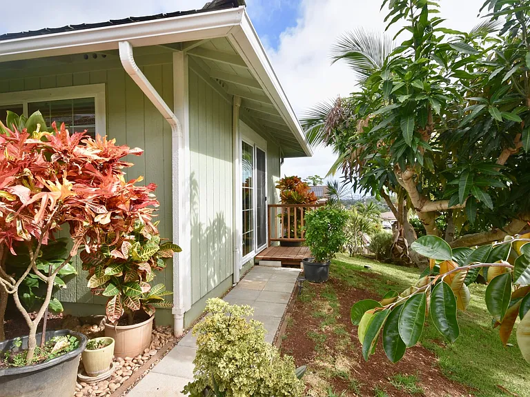 1294 Onioni St — Photo 9