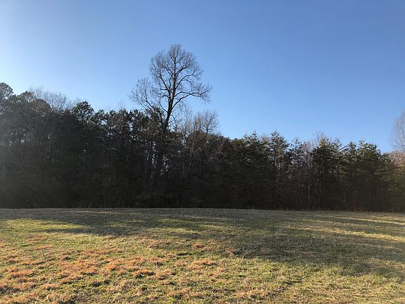 3rd image of 1 Bays Mountain Rd