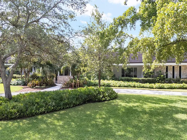 5780 Las Palmas Dr — Photo 6