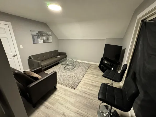 27035 New York St, Inkster, MI 48141