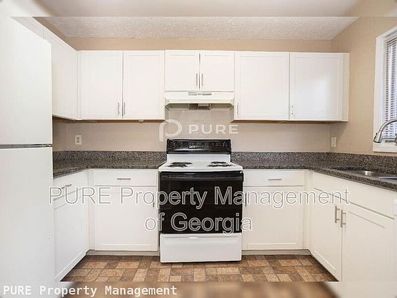 5th image of 1670 Wynndowne Trl SE