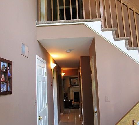 Foyer to fam. rm