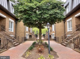 2123 N Monroe St #3, Arlington, VA 22207