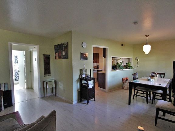 5th image of 3432 Wemberley Dr