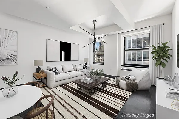 Rented by New York Casas Ltd. | media 10