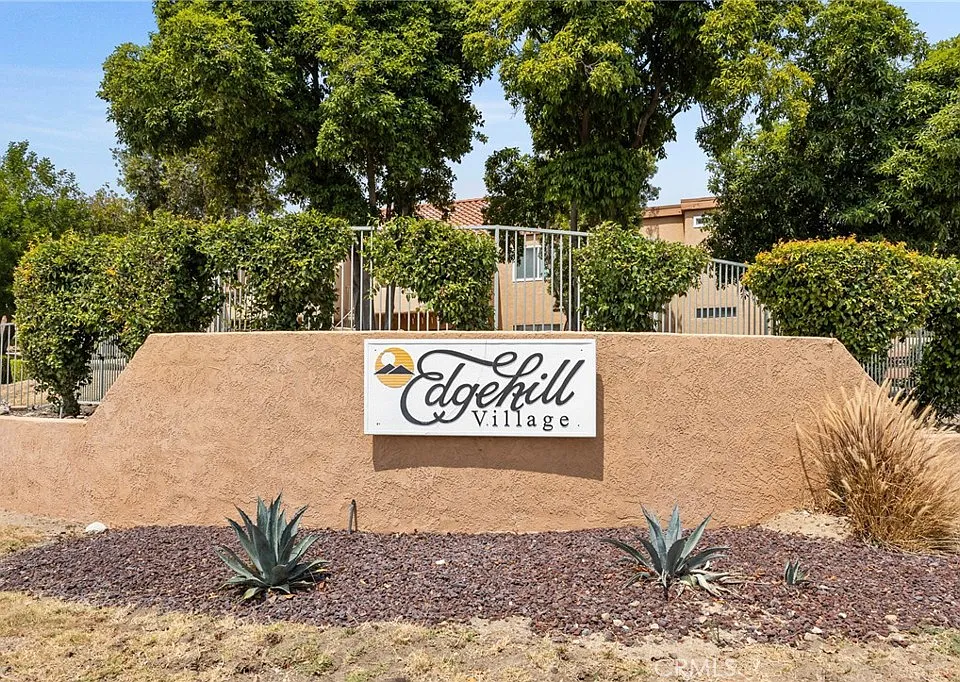 1500 W Edgehill Rd #16