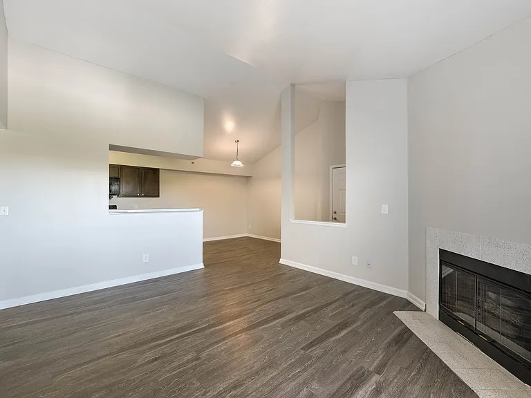 Ascent Apartments — Photo 11