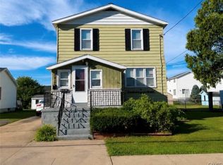 1817 Copperfield St, Utica, NY 13501