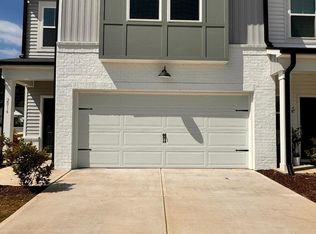 2016 Regal Dr, Durham, NC 27703