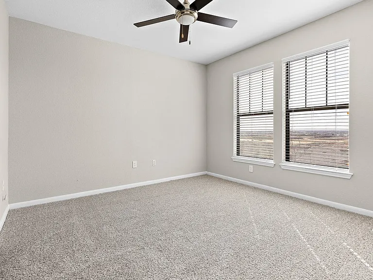 Las Brisas Apartments in Round Rock, Texas