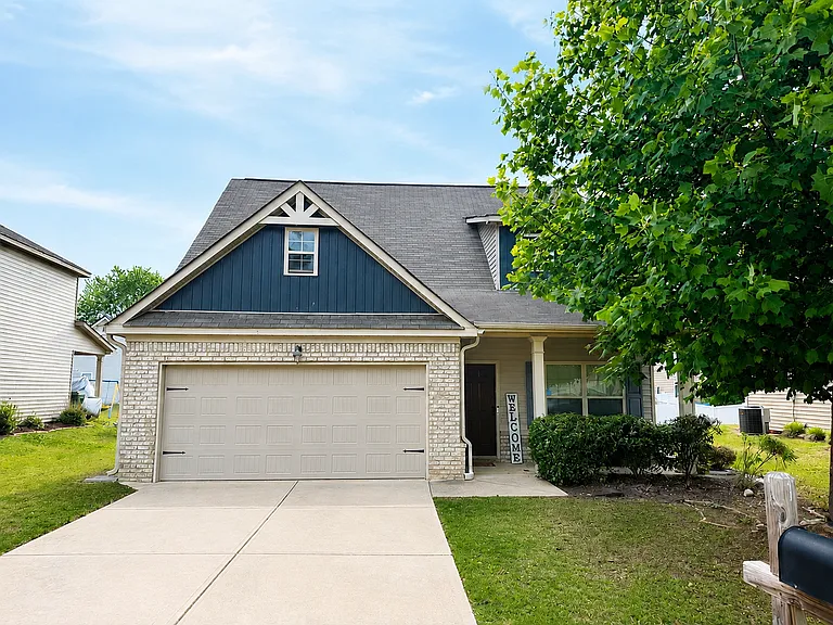 107 Truman Ct — Photo 1