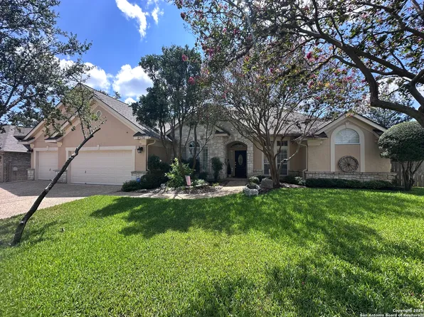 8534 Fairway Trail Dr, Boerne, TX 78015
