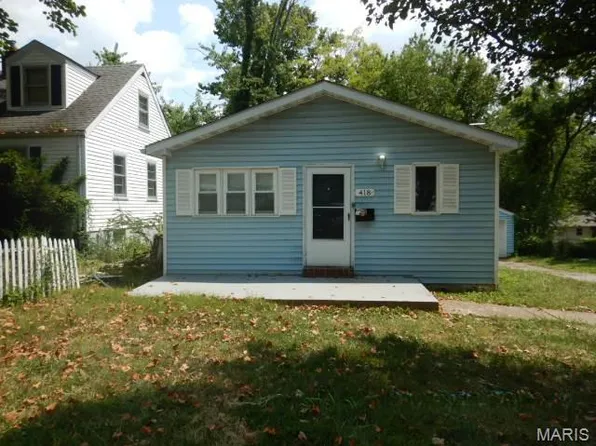 418 Millman Dr, Saint Louis, MO 63135