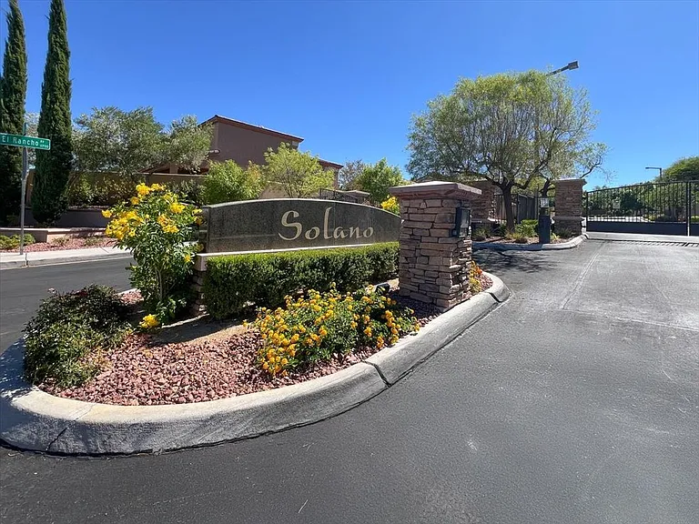 11744 Cruz Bay Ct — Photo 32