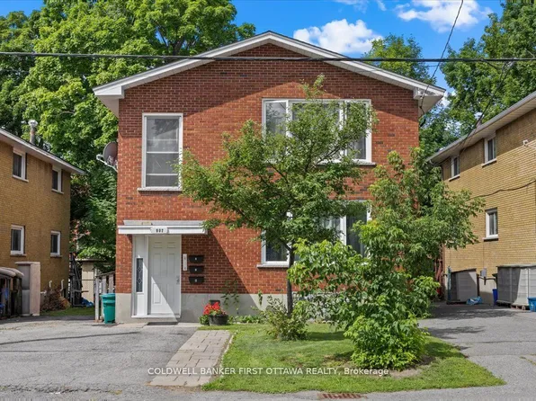 902 Watson St, Ottawa, ON K2B 6B9
