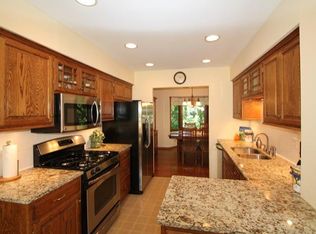 12820 Pheasant Run, Burnsville, MN 55337