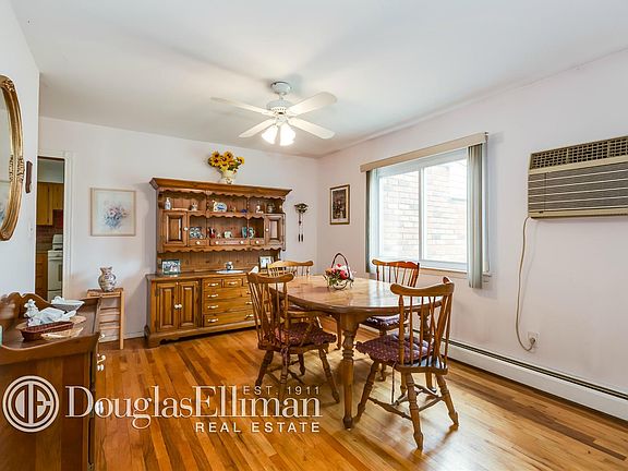 5th image of 51 Potomac Ln