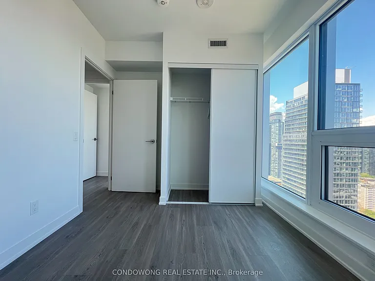 8 Wellesley St W #4109 — Photo 13