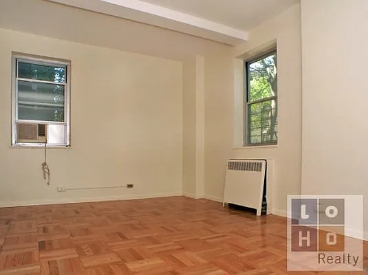 Sold by LoHo Realty | media 18