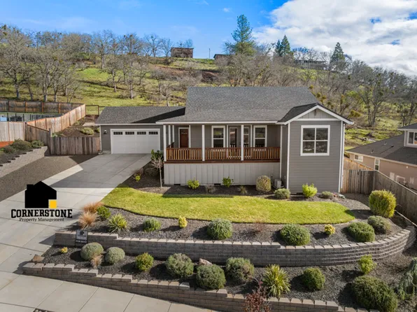 344 Avalon Ter, Eagle Pt, OR 97524
