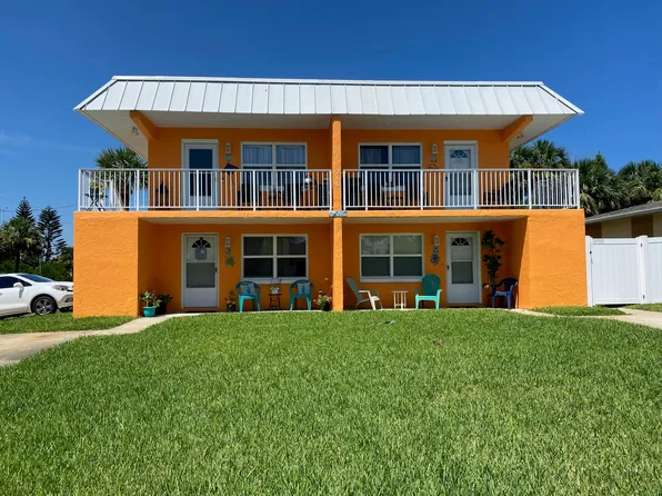 216 4th St N #1, Flagler Beach, FL 32136