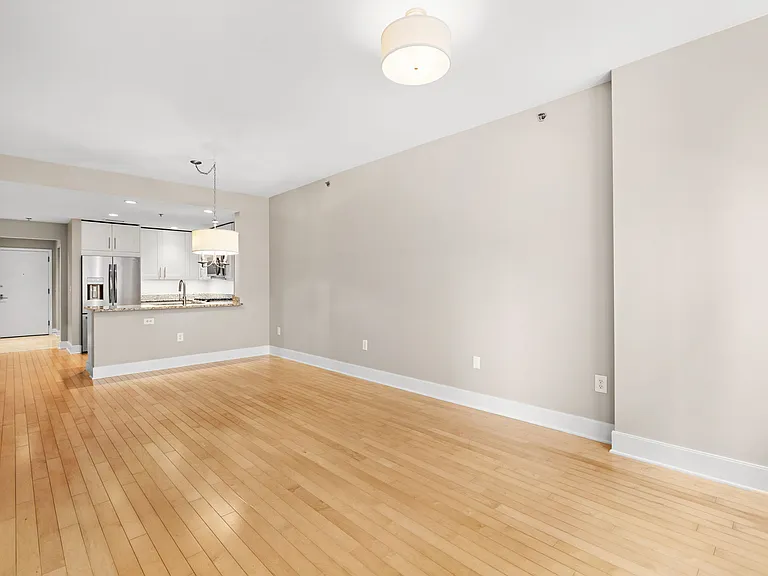 1125 Maxwell Ln #222 — Photo 5