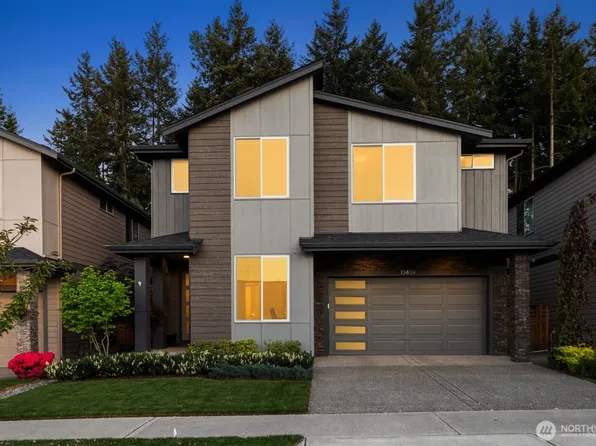 13409 Edmunds Parkway E, Bonney Lake, WA 98391