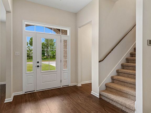 4th image of 576 Fredericksburg Dr Lot 25