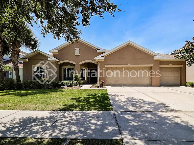 11301 Coventry Grove Cir — Photo 1