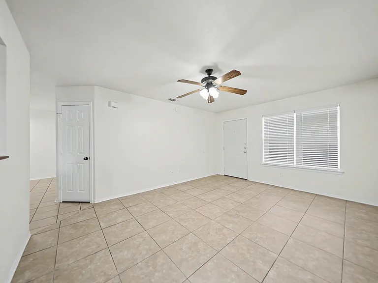 2700 Seabiscuit Dr, Killeen — Photo 30