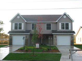 1497 Washington Ave, Chesterton, IN 46304