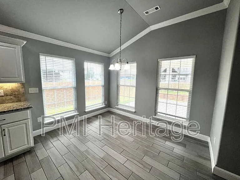 3661 Ambrosia Ln — Photo 8