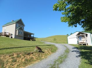 745 Apple Valley Rd, Marion, VA 24354