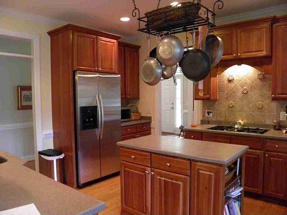 Kitchen with island