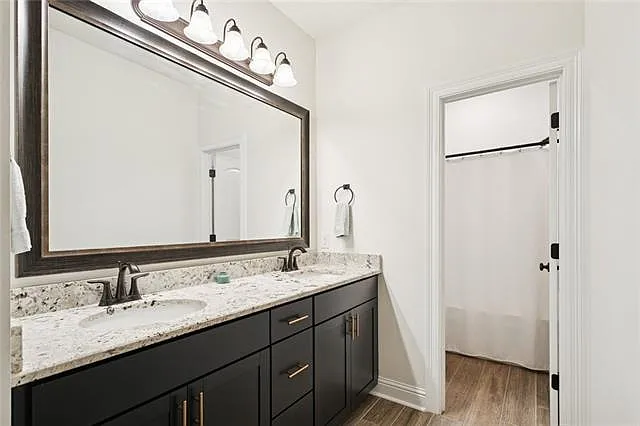 44219 Kendalwood Dr — Photo 14