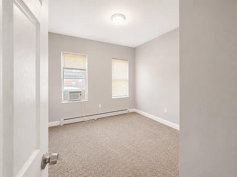 4903 Queensberry Ave — Photo 27
