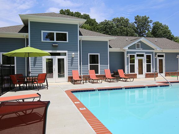 Pool and clubhouse